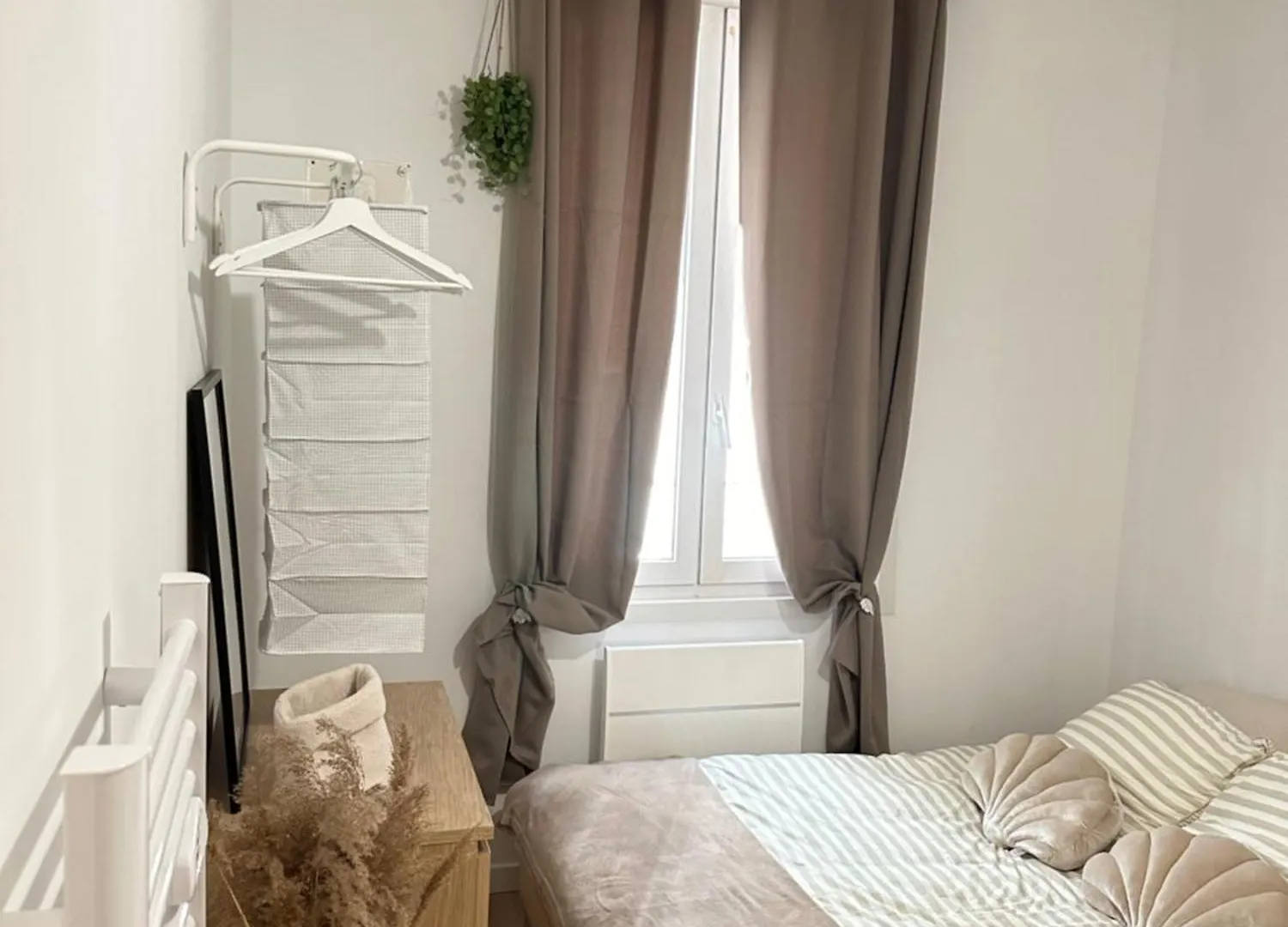 Appartement Avignon Intramuros Avec Jardin Et Barbecue